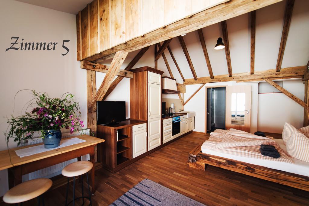 Alte Kass Hotel & Kaffeehaus Neidlingen Ngoại thất bức ảnh