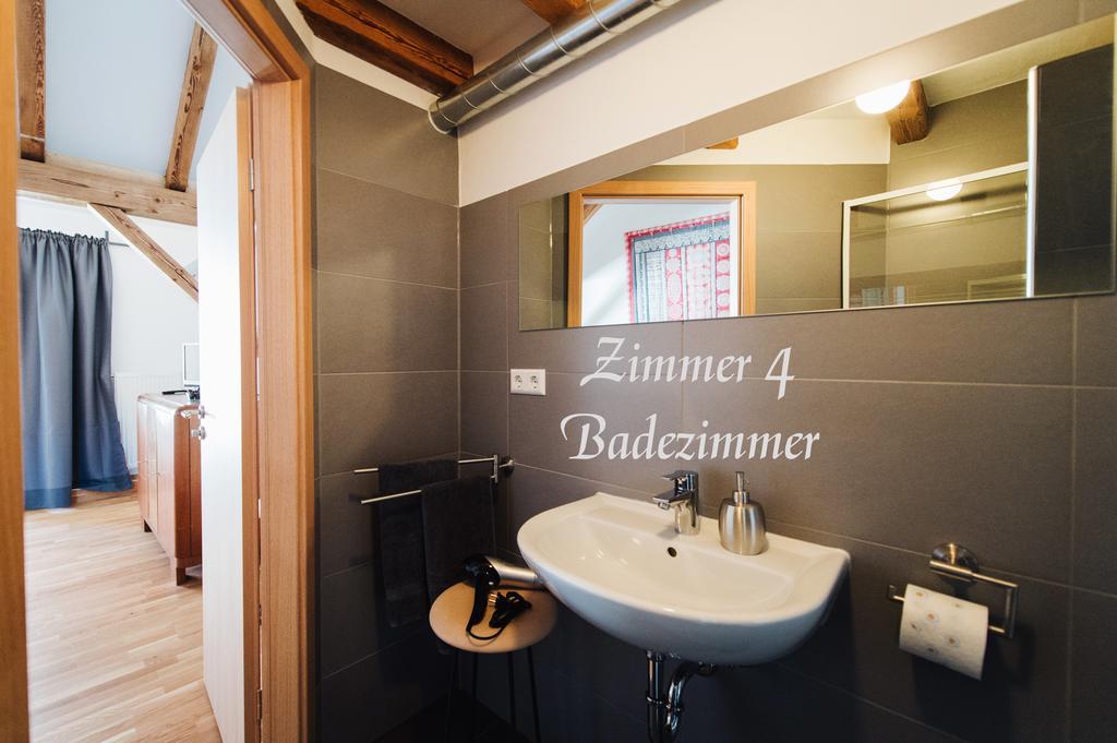 Alte Kass Hotel & Kaffeehaus Neidlingen Ngoại thất bức ảnh